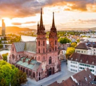 Vuelos ida y vuelta Málaga - Basilea desde 46€ en Skyscanner