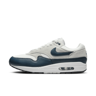 NIKE Air Max 1 (2 kleuren) voor €89,99 dmv code bij Nike