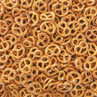 350 Gr. Zoute pretzels voor €0,99 in De Notenshop