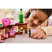 Lego Glinda en Elphaba's slaapzaal (75683) voor €41,99 bij Intertoys