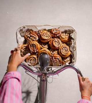 Gratis Cinnamon Roll tijdens Day bij Starbucks