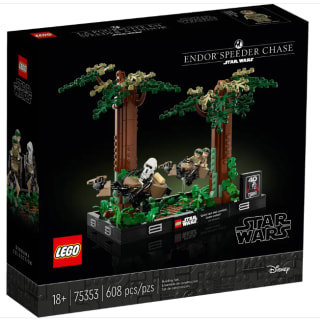 Lego Diorama: Duelo de Speeders en Endor™ de 608 Piezas por 49.99€