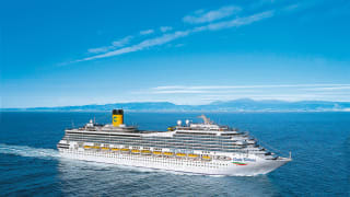 Crucero 15 Días por Barcelona + Francia + Canarias + Madeira + pensión completa y tasas incluidas por 599€
