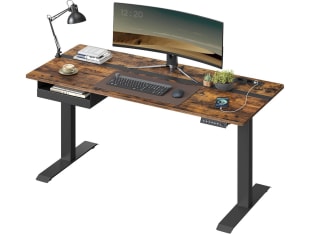 VASAGLE Escritorio Regulable con enchufe y cajón 60x140cm por solo 118,99€