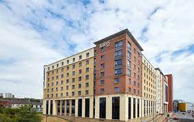 Newcastle sunday stay at Jurys Inn with breakfast & prosecco for 2 for £59 at Groupon