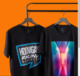 Custom bedrukt zwart katoenen t-shirt voor €13 bij Stickermule