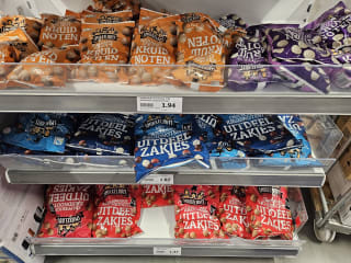 Gespot bij Action: Sinterklaas snoepgoed en chocolade letters