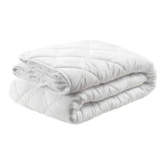 1 + 1 gratis op dekbedden en hoofdkussens bij Leenbakker.