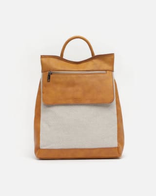 Mochila antirrobo efecto rafia por 15€.