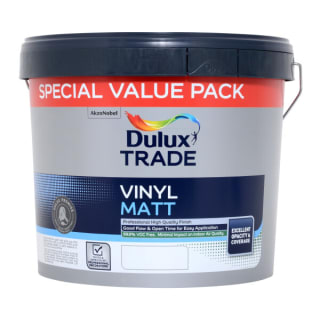 Dulux Trade Vinyl Matt Emulsion Paint 7.5L for £29.39