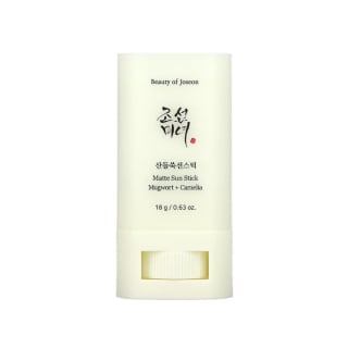 Beauty of Joseon Matte Sun Stick: Mugwort + Camelia SPF 50+ por $17.520