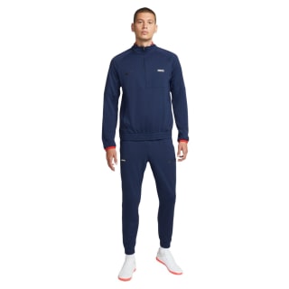 Nike F.C. Libero trainingspak maat M voor €32,99 bij Voetbalshop