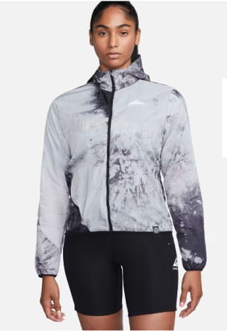 Chaqueta de Mujer Nike Trail Repel por 54.99€