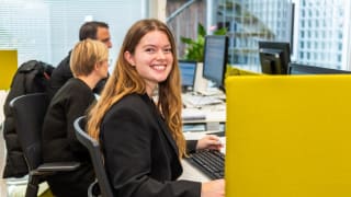 Gratis Oe­fenen voor je the­o­rie-exa­men bij de bibliotheek