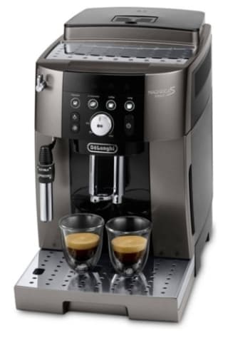 Cafetera Delonghi Magnífica S por 299,99€.