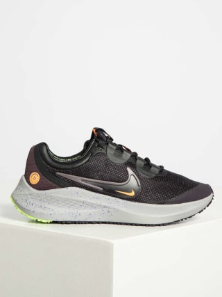 Zapatillas Nike Zoom Winflo 8 Shield de running por 48,56€