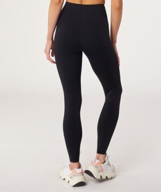 Hasta 70% descuento + 3x2 en tu compra en Etam