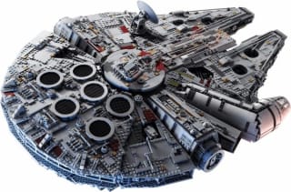 LEGO Star Wars UCS Millennium Falcon – 75192 voor €578,99 bij Brickfever