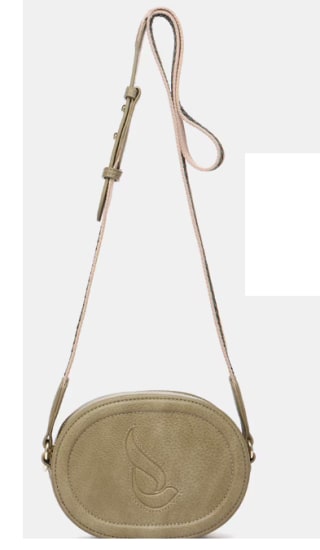 Bandolera de mujer en materiales reciclados en verde Abbacino por 27.5€