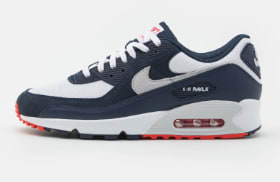 Baskets Nike Air Max 90 - Tailles 38.5 à 47 à 79,95€