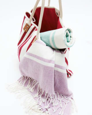 Bij aankoop van 2 Tijdschriften een Hama doek gratis