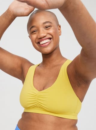 Sostén Deportivo Aerie con plisado real Me Off Line By por $6.990