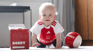 Gratis limited edition Ajax Bobby bal