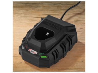 PARKSIDE® Accu-oplader 12V 2,4 A Vermogen: 50 W voor €4,99 in de Lidl webshop