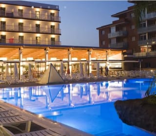 COSTA BRAVA Noche Hotel Papi Blau 4* con Desayuno en Malgrat de Mar desde 31€ p/p