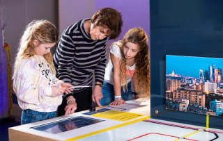 Ticket voor het Museon-Omniversum inclusief 1 grootbeeldfilm voor €11,95 via Tripper