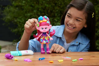 Trolls 3 Band Together Hair-Tastic Queen speelset voor €9,25 bij Amazon