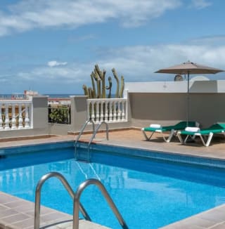 5 Noches en Tenerife Puerto de la Cruz Hotel 3* con desayuno y vuelos desde 233€ con Rumbo