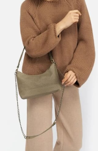 El bolso tipo baguette con correa extraíble por 6,60€