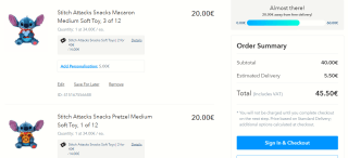 2 Medium knuffels Stitch Attacks Snacks voor €40 in de Disney store