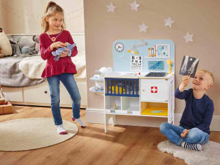 Clínica veterinaria de juguete de madera por 19,99€