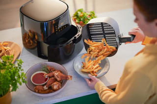 Philips Airfryer XL Essential HD9270/90 - Heteluchtfriteuse voor €104,99 bij Amazon België