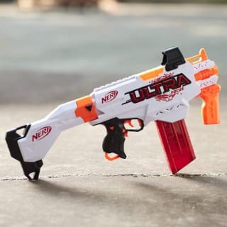 NERF Ultra Focus Motorized Blaster, 10-Dart Clip voor €19,95 bij Dagknaller