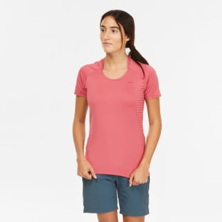 Camiseta de trekking manga corta Mujer Quechua MH500 por 3,99€