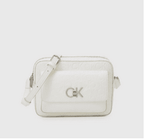BLACK FRIDAY Calvin Klein LOCK CAMERA BAG FLAP por solo 43,20€