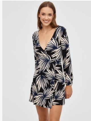 Vestido  mini ajustado de manga larga y escote cruzado Indide por 7,53€