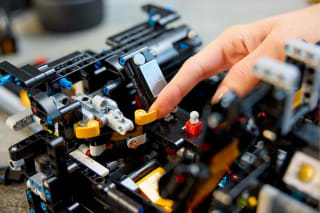 LEGO Technic McLaren P1 voor €262,49 bij Tochamp
