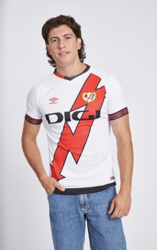 Camisetas oficiales Rayo Vallecano temporada 22-23 marca UMBRO por sólo 29,90 €