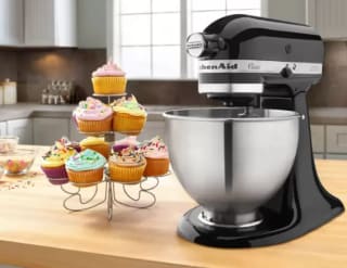 KitchenAid Batidora clásica, tazón de 4.3 L por $4,999 en Costco