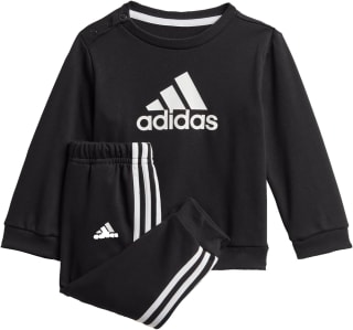 Kids joggingpak adidas Badge of Sport French voor €17,36 bij Amazon