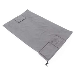 Toalla de viaje Messy Mutts para perro por $1.000