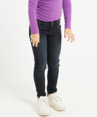 2 meisjesjeans voor €10 bij Terstal