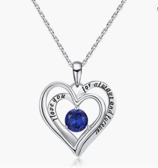 Collar con colgante de corazón con piedra por 7.99€