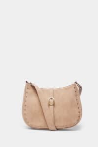 Bolso Bandolera Tachas metálicas por 19,99€.