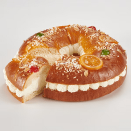 EL CORTE INGLES SELECTION roscón de Reyes relleno de nata estuche 850g por 16,95€