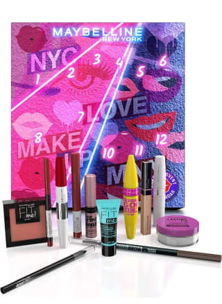 Maybelline Calendario de Adviento de 12 días de Maquillaje por 34,99€.